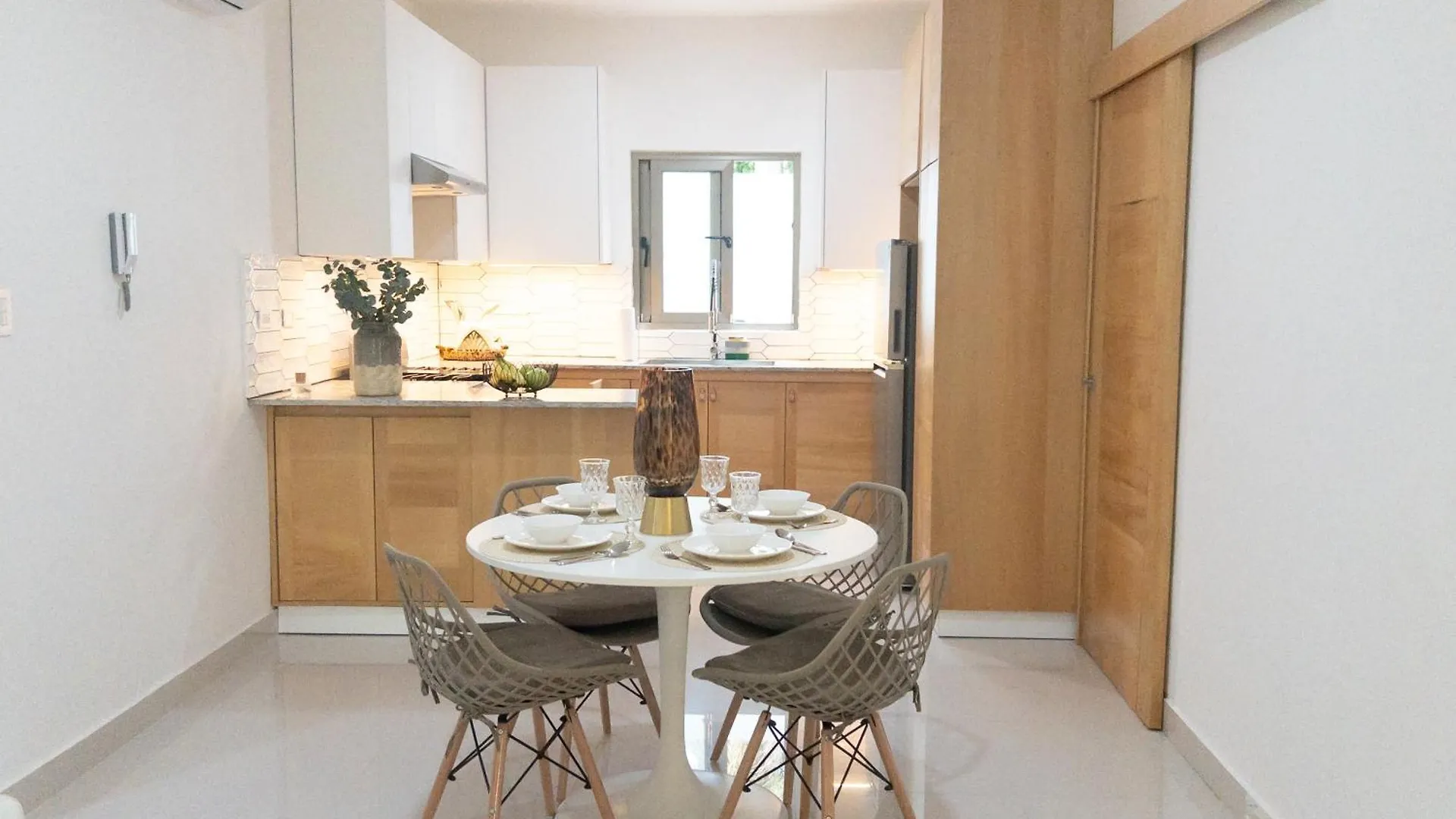 10 Min From The Beach Fast Wifi Modern Apartment 普拉塔港